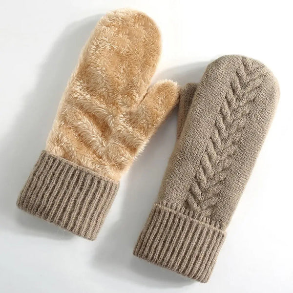 Doppellagige, mit Fleece gefütterte Winterfäustlinge