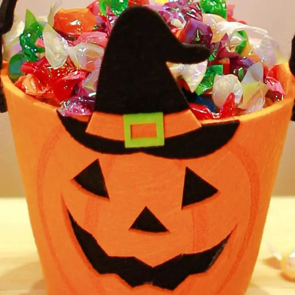 Halloween Süßigkeitentüten und Eimer für Leckereien