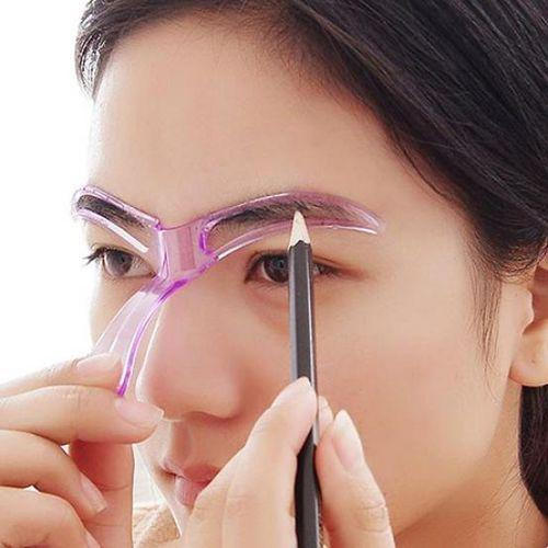 Perfekte Augenbrauenschablone für präzises Styling