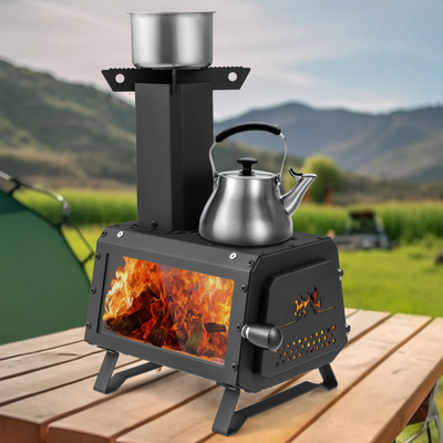 Tragbarer Holzofen zum Kochen und Heizen beim Camping