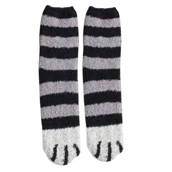 Gemütliche Katzenpfoten-Wintersocken
