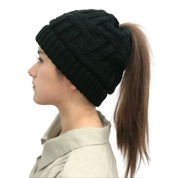 Damen Winter Strickmütze mit Pferdeschwanzöffnung