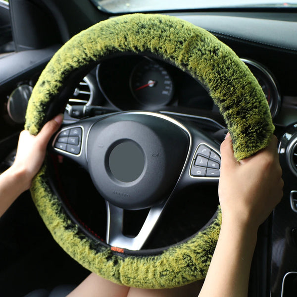 Flauschiger Winter-Lenkradbezug für das Auto