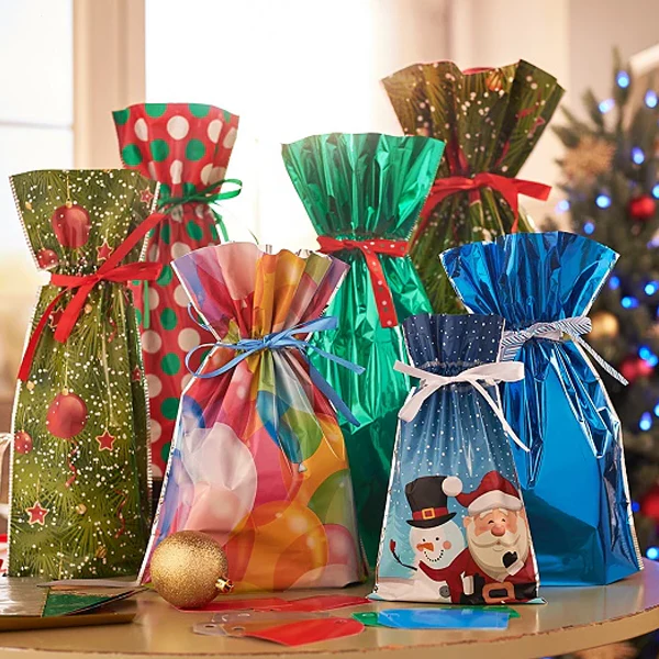 Weihnachts-Geschenktüten mit Kordelzug, 15er-Set