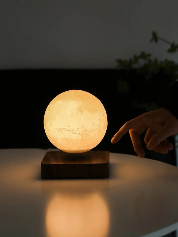 Schwebende Mondlampe mit realistischer Textur