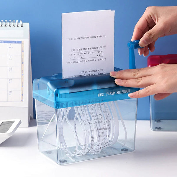 Kompakter Mini-Papierschredder für den Schreibtisch